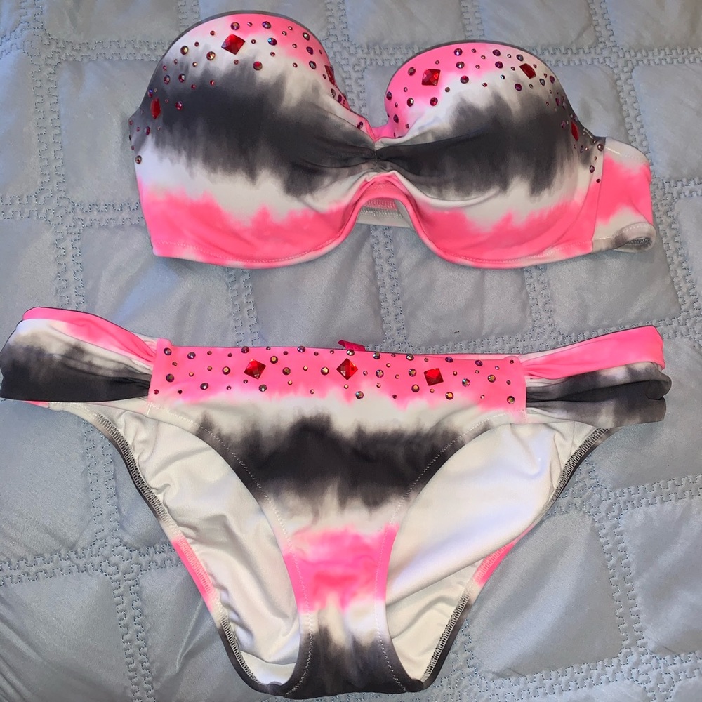 Victoria’s Secret Bikini